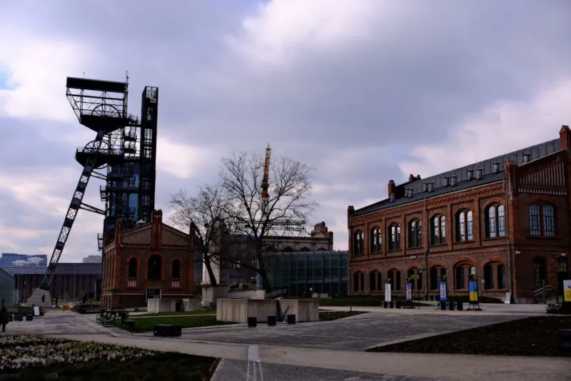 Studia fotograficzne Katowice — przewodnik, cennik, lokalizacje